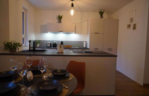 Design-Apartment I direkt im Zentrum von Bad Krozingen I Boxspring I Terrasse mit Garten & direktem Parkplatz I Boxspring I Nespresso - Foto 4