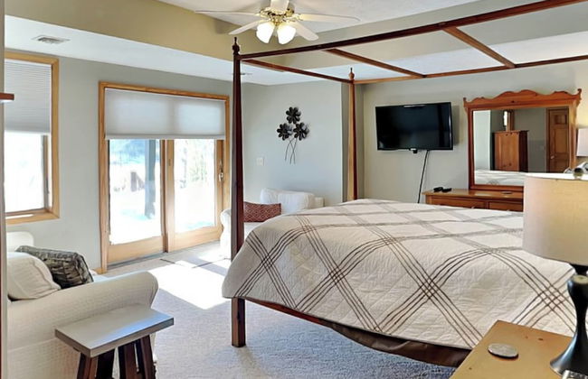 Lured by the Lake - Foto 21