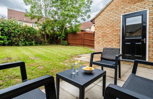 Progressive House 5 Bedrooms Inc Study with Sofabed, Garden, Smart TV in Every Bedroom FREE Parking - Foto 46