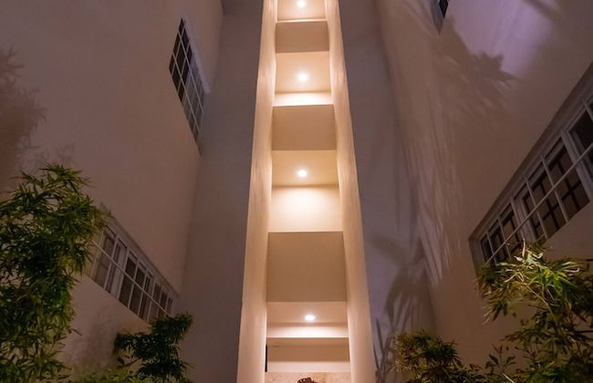 Luxury Apartment With Poll - Photo 67