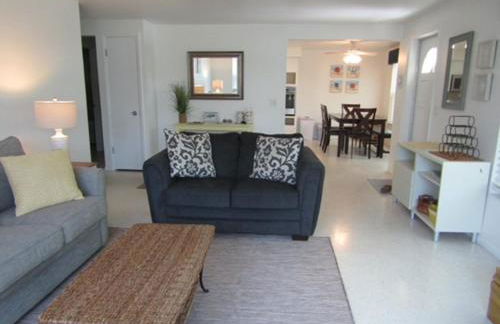 Steps from the Gulf of Mexico - Photo 23