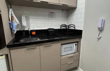 Studio 2 min do Hospital Unimed e Shopping Park Sul - Foto 2