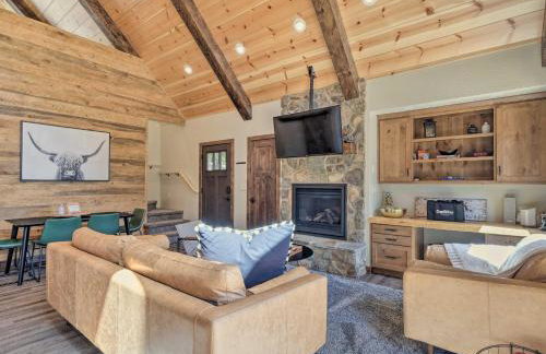 Woodsy Retreat Modern Mi-Wuk Village Cabin! - Foto 5