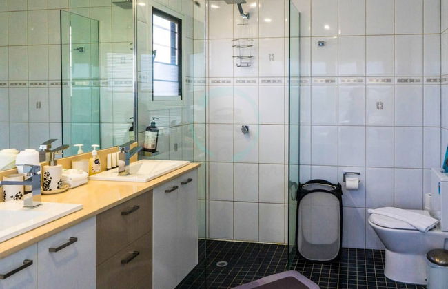 Zenhouse Retreat 5BR Homey Haven Pool Office - Foto 35