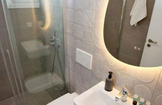 Arourahomes Spetses Town Suites - Foto 30