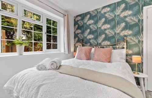 Modern 3 Bedroom Bungalow with Style & Comfort in Leicestershire - Photo 37