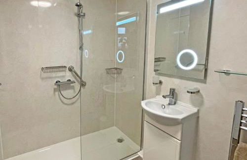 1 Bed in Tenby 89847 - Photo 11