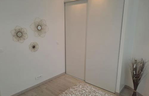 Bel Appartement Grande Terrasse avec parking à Dijon - Foto 25