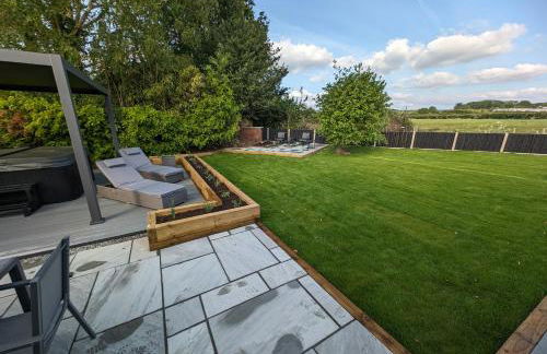 Hoot Hollow - Hot Tub Hideaway - Foto 33