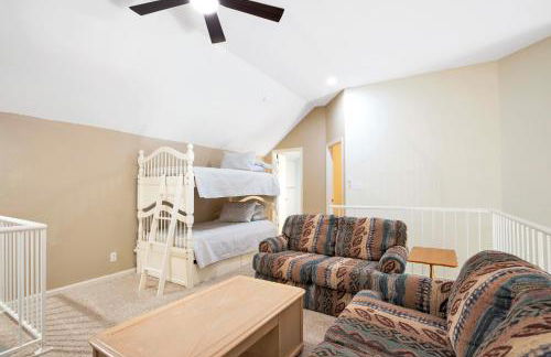 Amazing Views from Balcony, Loft & Gated Pool - Foto 30