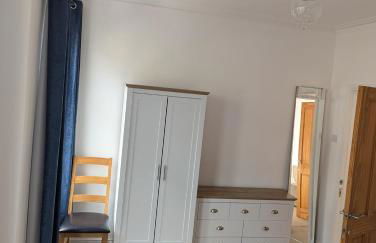 Prospect House - Elegant 4-Bed Family Escape Near Ward Park & Marina - Foto 13