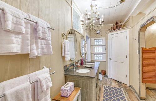 Galveston Bay Retreat Historic La Porte Home! - Foto 19