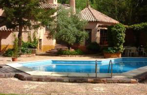 Chalet rural en La Mancha con jardin y piscina privados - Photo 10