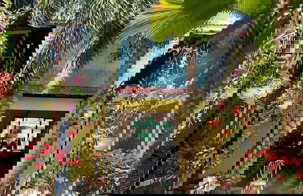 Tween House - Photo 61