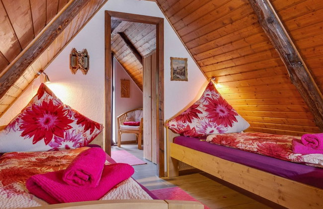 Rustic Holiday Home With Balcony - Foto 3