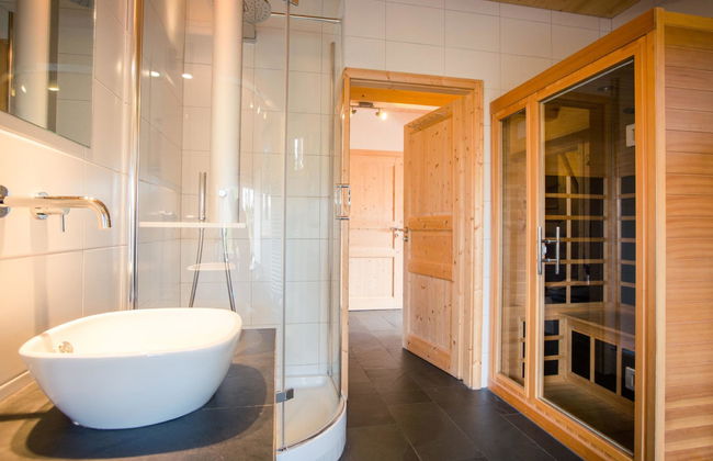 Inviting Chalet With Infrared Sauna - Foto 57