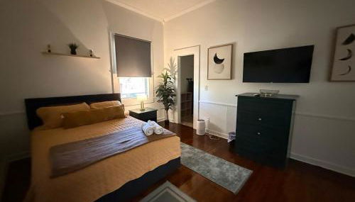 Charming 2-Bedroom 1 Bath Near Everything - Foto 4