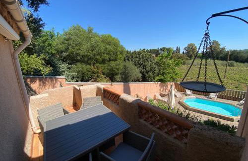 Maison de vacances vue sur les vignes, piscine, trampoline, ping pong et pétanque - Foto 7