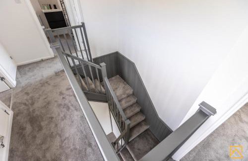 Cosy 5 bedroom house - Central By Valore Property Services - Photo 45