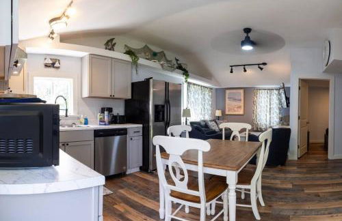 3 Bedroom Pool PlayArea CampFire Cozy Apt - Foto 2