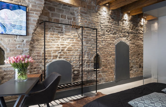 OFFICINE CAVOUR Casa dei Leoni - Foto 1