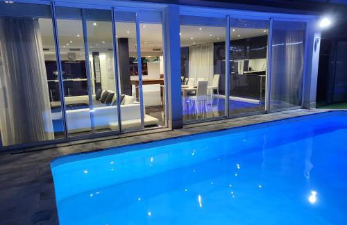 Luxurious Villa Marly II piscina climatizada - Foto 7