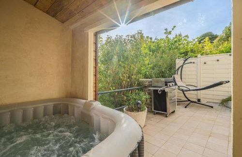 La Bastide - Terrasse - Jacuzzi - Foto 2