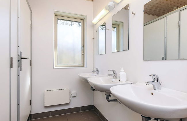 Holiday Home With Shared Kitchen & Bathroom - Foto 20