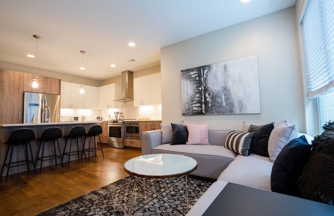 Mid Mod Manor A Sophisticated Townhouse Golden Triangle - Foto 22