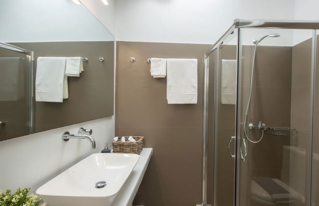 Sea Blue Venices Houses - Photo 24