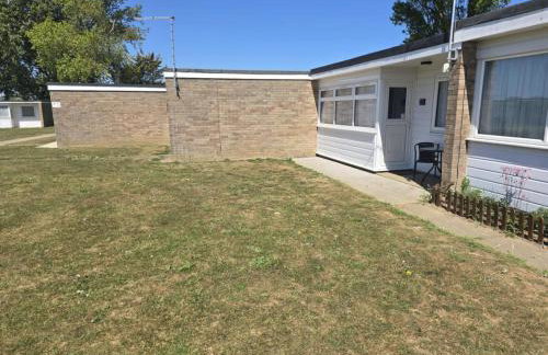 115 Modern South Facing Chalet on Sunbeach in Scratby Near Great Yarmouth - Foto 12