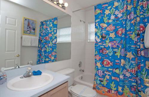 Greater Groves-4 Bedrooms Home W/pool-5204GG Home by RedAwning - Foto 16