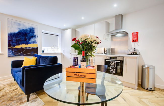 Hybrid Resi - Mitcham - Foto 22
