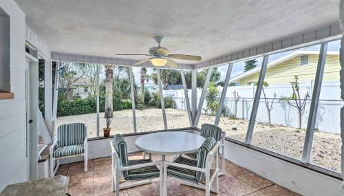 Ormond Beach Home with Screened Porch, Walk to Shore - Foto 3