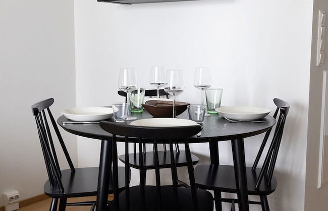 2ndhomes Central 1BR Apartment w Balcony - Foto 7