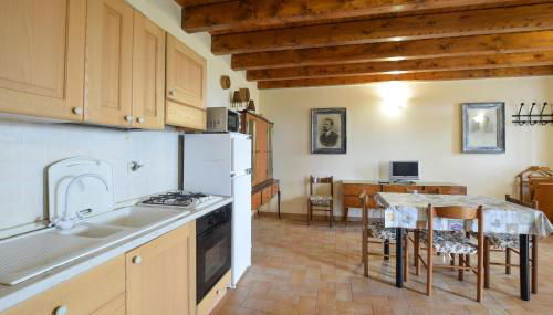 Awesome Apartment In Loiano With Wifi - Foto 3