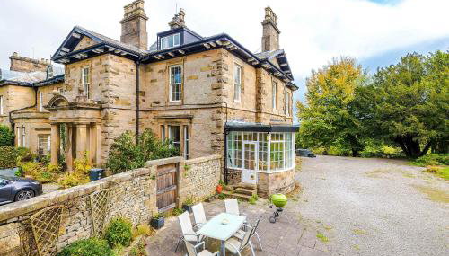 Elite 5BR Country Estate Hot Tub & Acreage - Foto 2