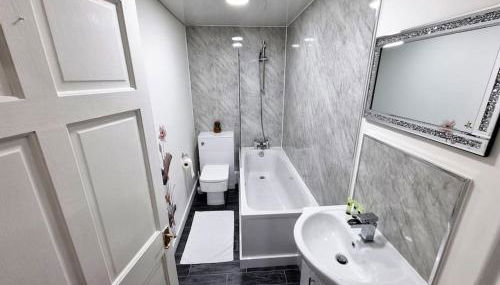 *6B7R* Setup for your most relaxed & amazing stay + Free Parking + Free Fast WiFi* - Foto 5