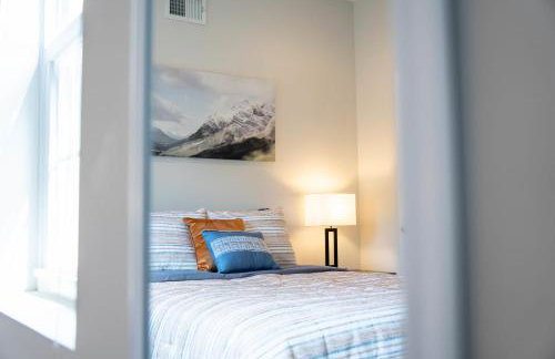 Stylish 3BR w Pool Table & Garage - Foto 35