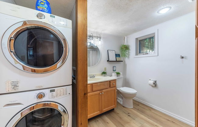 Lakeshore Oasis by Avantstay Private Beach, Views, Hot Tub, Volleyball - Foto 42