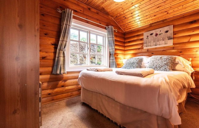 Brenin 3 Bedroom rural wood Lodge - Foto 2