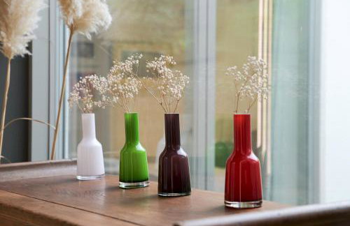 Architect-Designed Luxury Retreat 3BR Chessington - Pass the Keys - Photo 44