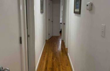 Renovated and Spacious Summer Home with Water View - Foto 18