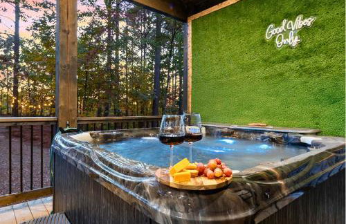 LUX,Hot Tub,ATV,Hiking,Pickleball,Firepit,Arcade - Foto 11
