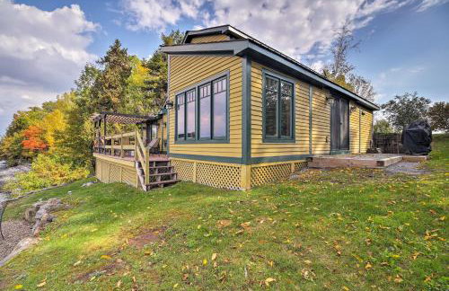 Lake Champlain Cottage with Private Deck and Fire Pit! - Foto 25