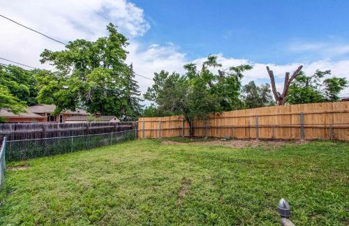 Spacious family home in Littleton with fenced yard - Foto 21