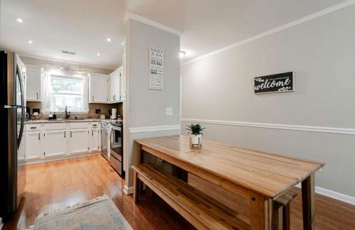 Dutch Creek Cottage- 10 mins to Lake Murray! - Foto 4