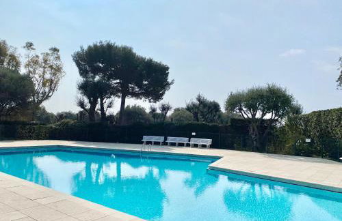 Elia-parking-jardin-piscine-climatisation - Foto 1