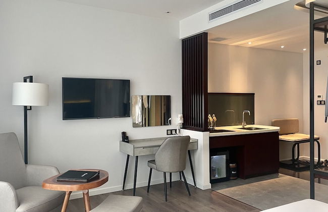 NEWCC HOTEL & SERVICED APARTMENT - Photo 24