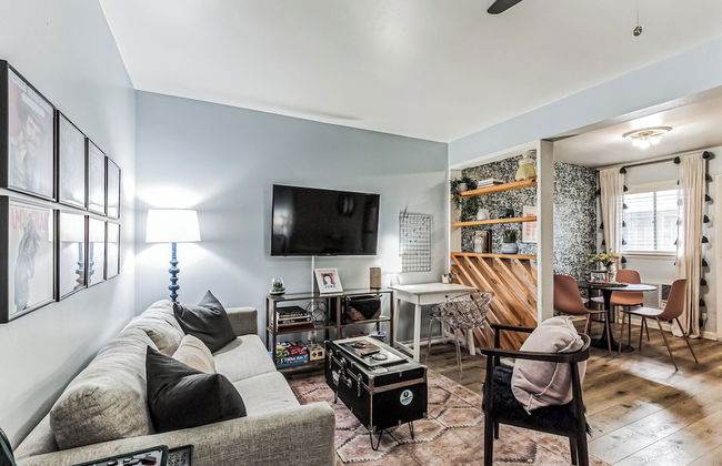 Trendy Studio for 4 w/ Community Pool! - Photo 1